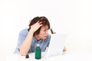 20代前半から40代以降での発症率が格段に上がる